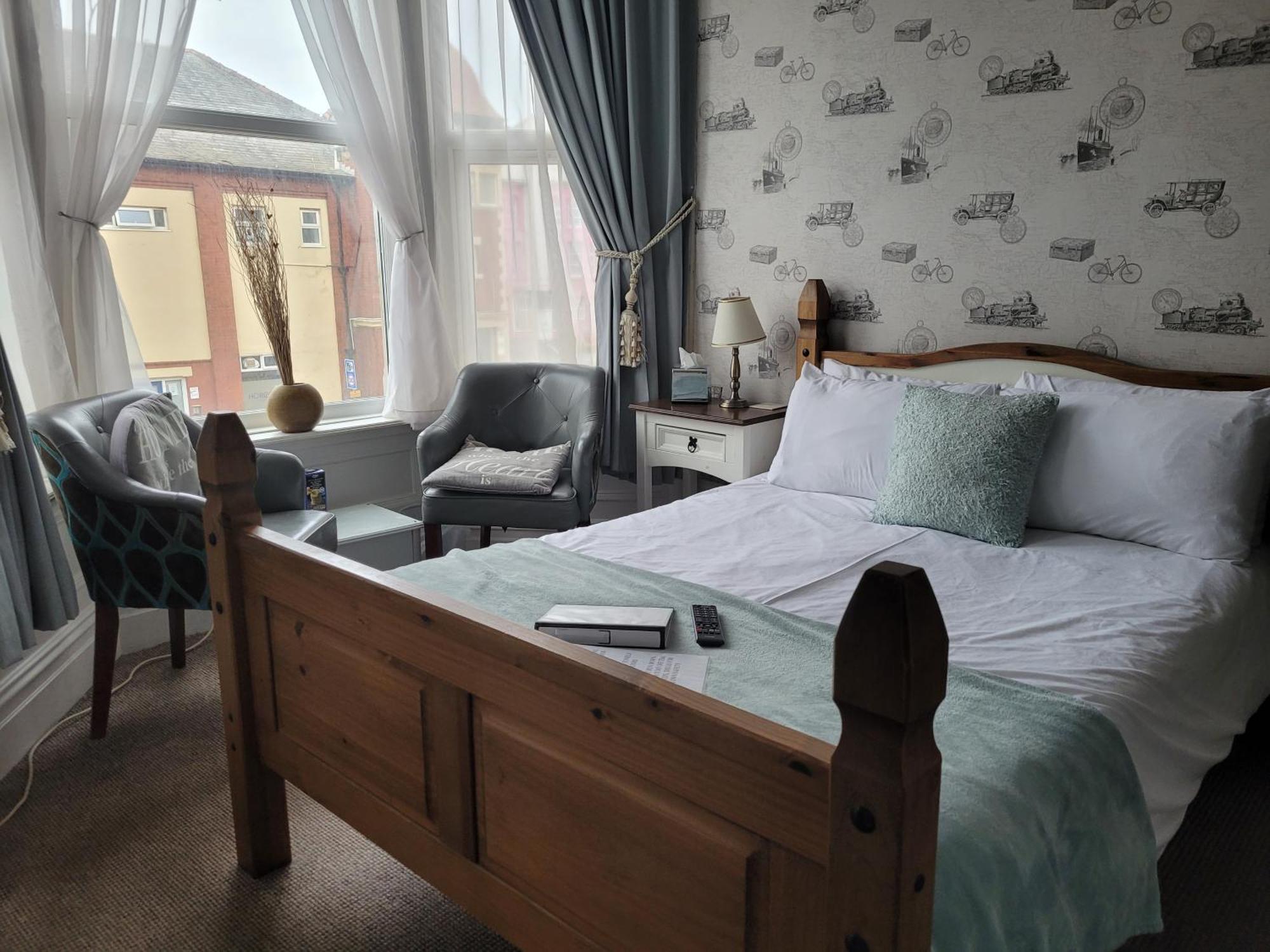 J'S Mayfair Guest House Blackpool Eksteriør bilde