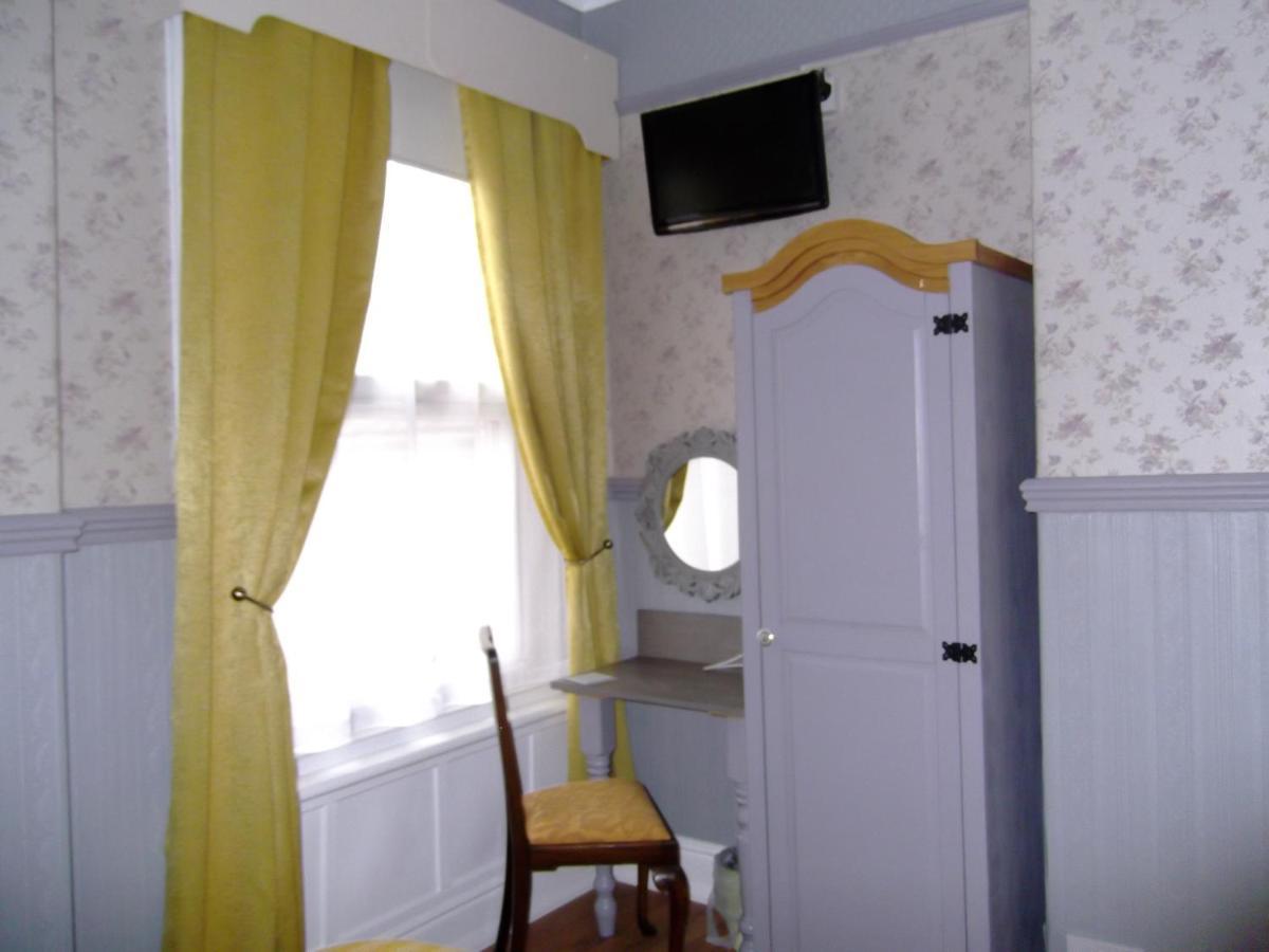 J'S Mayfair Guest House Blackpool Eksteriør bilde